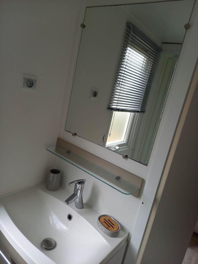 Mobilhome 6 Pers Avec Clim Saint-Georges-de-Didonne Eksteriør bilde